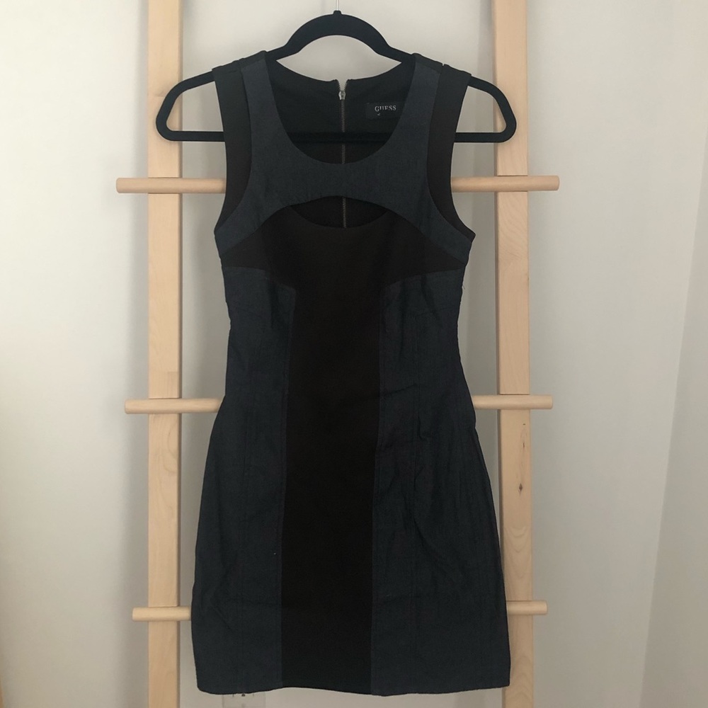 Guess Cut out Bodycon dress in size 1